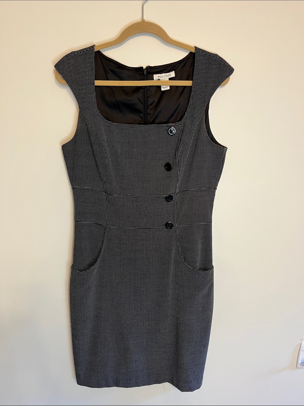 White House Black Market Size 12 Black and White Checked Cap-Sleeve Sheath Dress